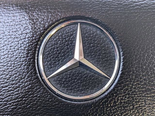 Used 2007 Mercedes-Benz SL 550 w/ Trim Pkg image 25