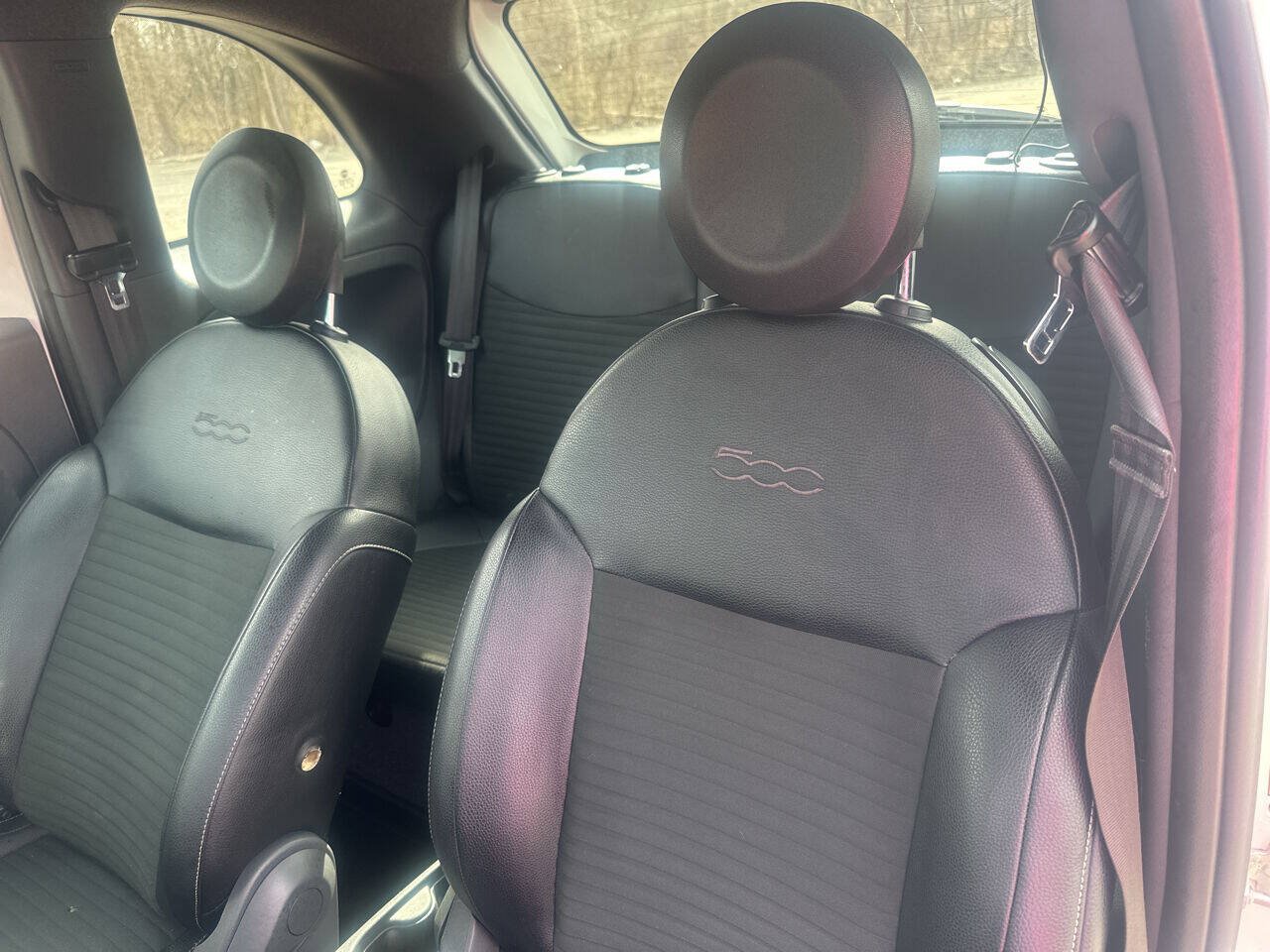 Used 2015 FIAT 500 Turbo w/ Comfort/Convenience Group FWD image 12