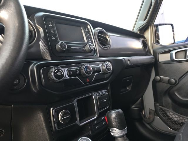 Used 2021 Jeep Gladiator Sport AWD/4WD image 4