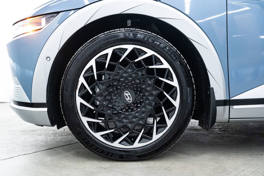 Used 2024 Hyundai Ioniq 5 Limited image 7