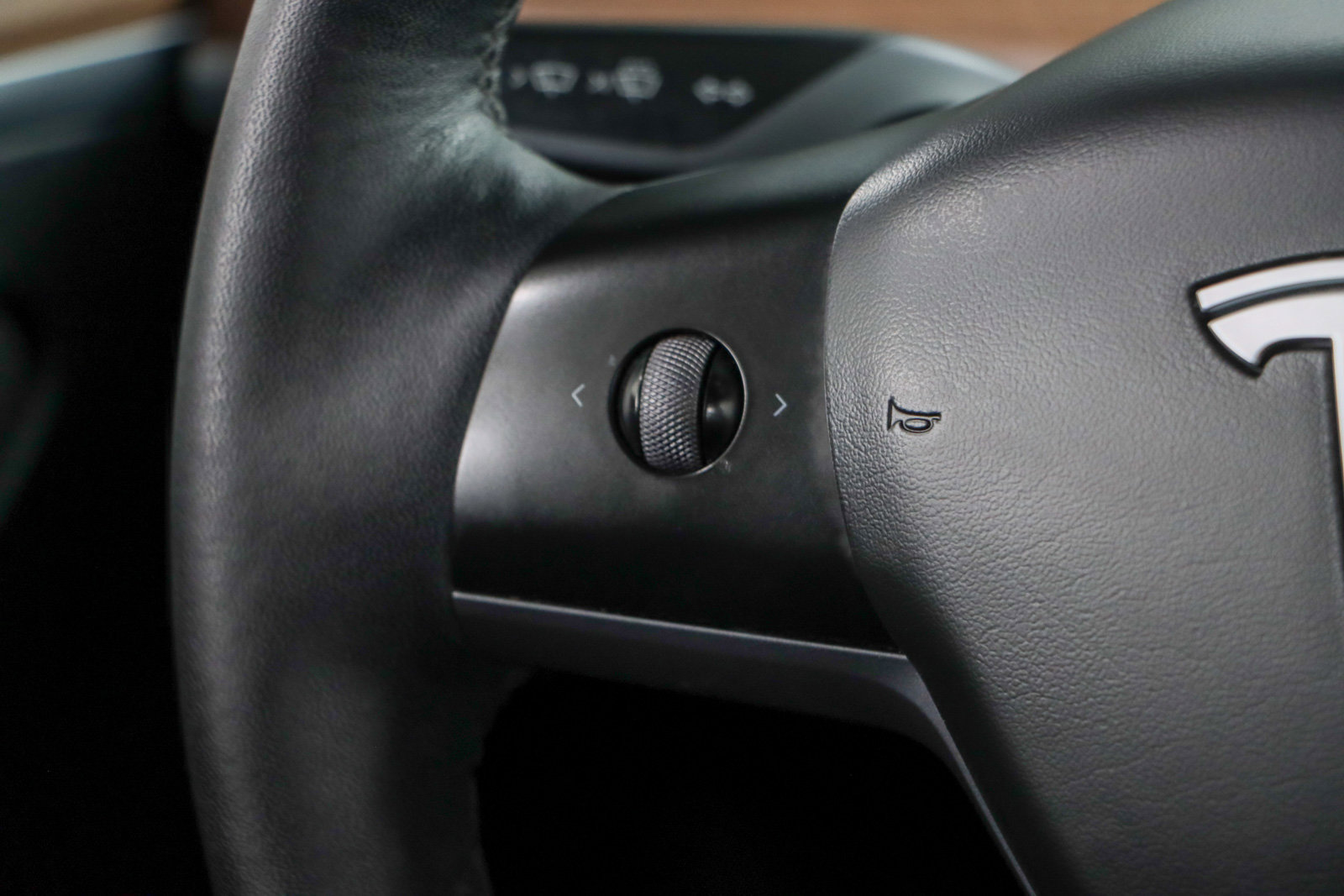 Used 2023 Tesla Model Y Performance image 13