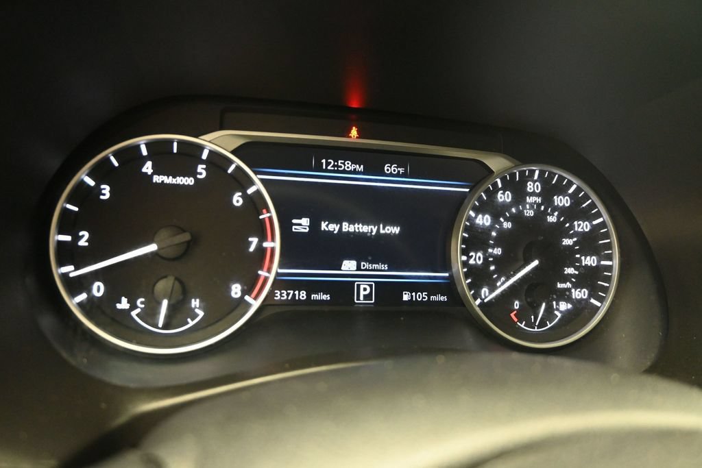 Used 2023 Nissan Sentra SR w/ Midnight Edition Package FWD image 21
