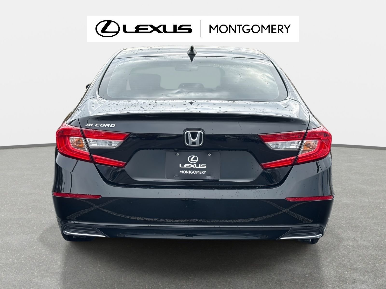 Used 2018 Honda Accord EX image 5