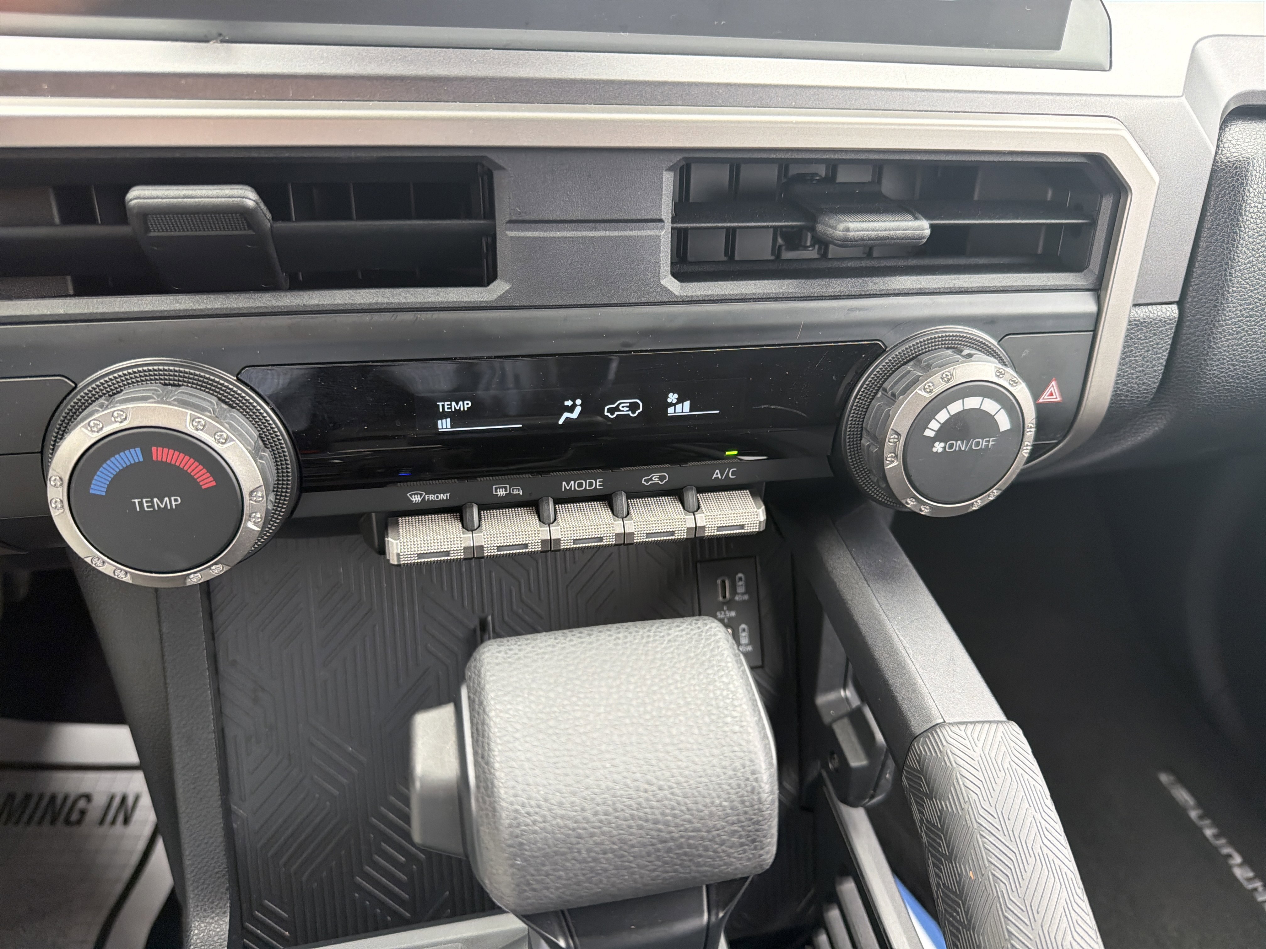 Certified 2025 Toyota 4Runner SR5 AWD/4WD image 23