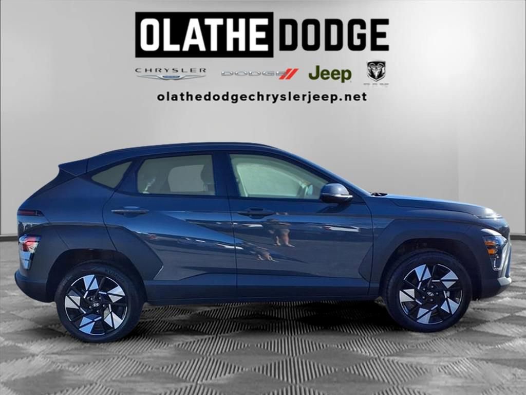 Used 2025 Hyundai Kona SEL image 27
