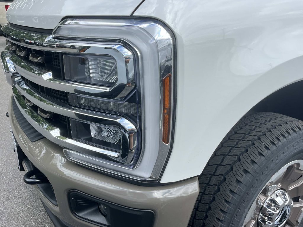 New 2027 Ford F350 King Ranch AWD/4WD image 11
