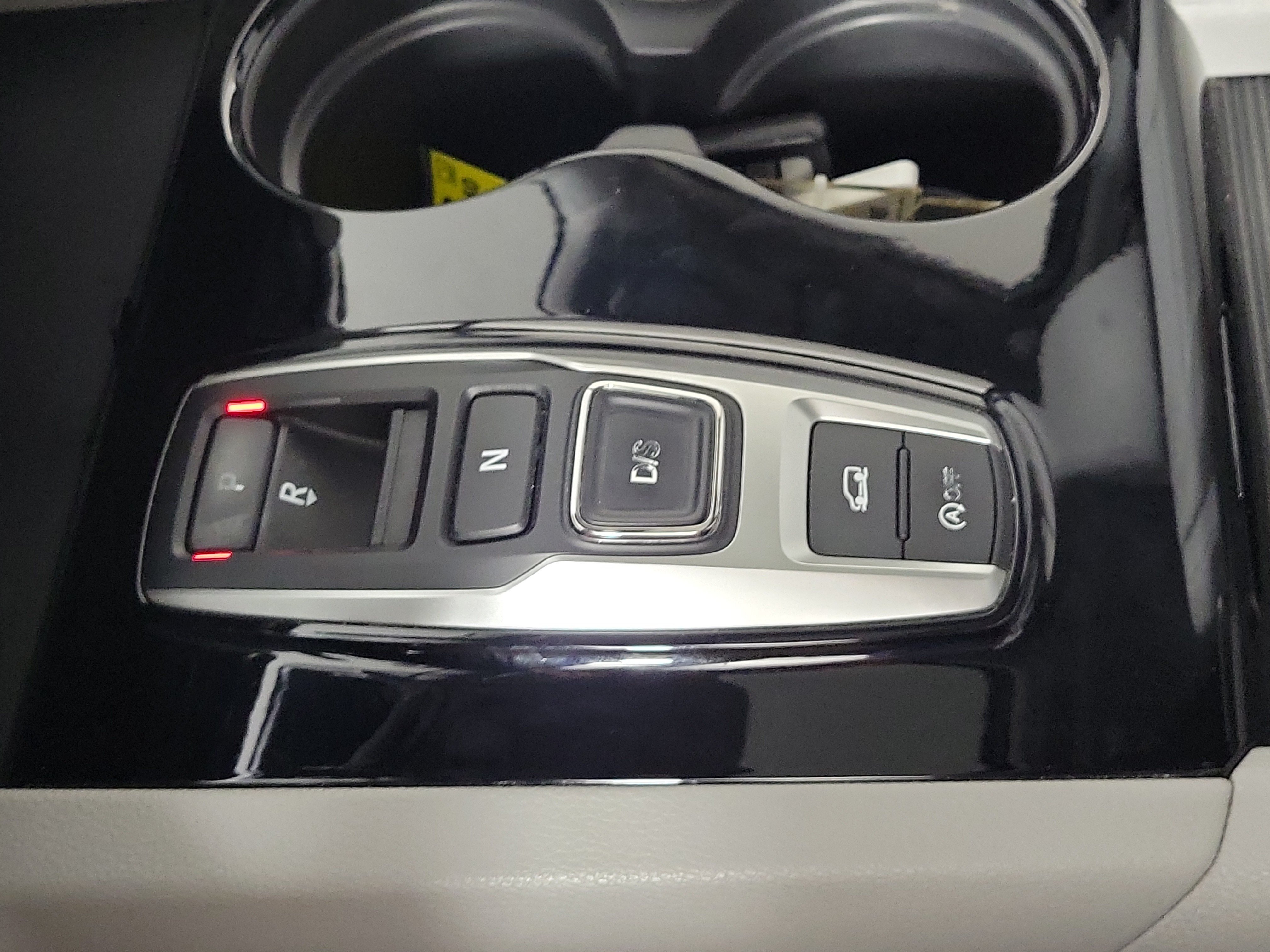 Used 2017 Honda Pilot Touring image 22