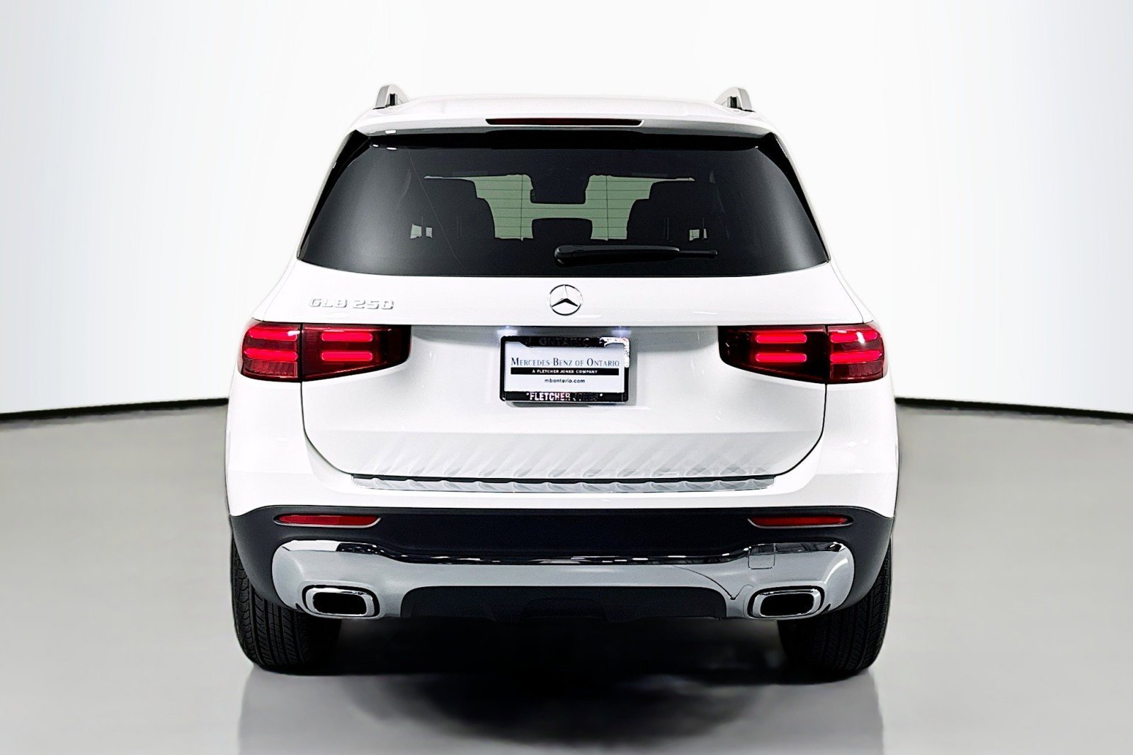 Certified 2026 Mercedes-Benz GLB 250 image 3