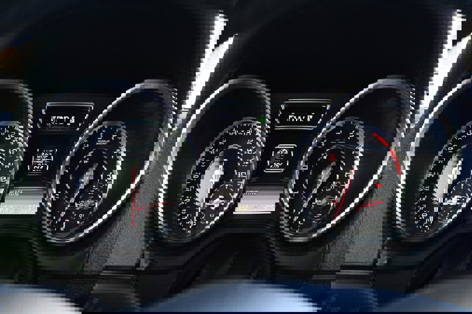 Used 2014 Mercedes-Benz G 63 AMG 4MATIC image 37