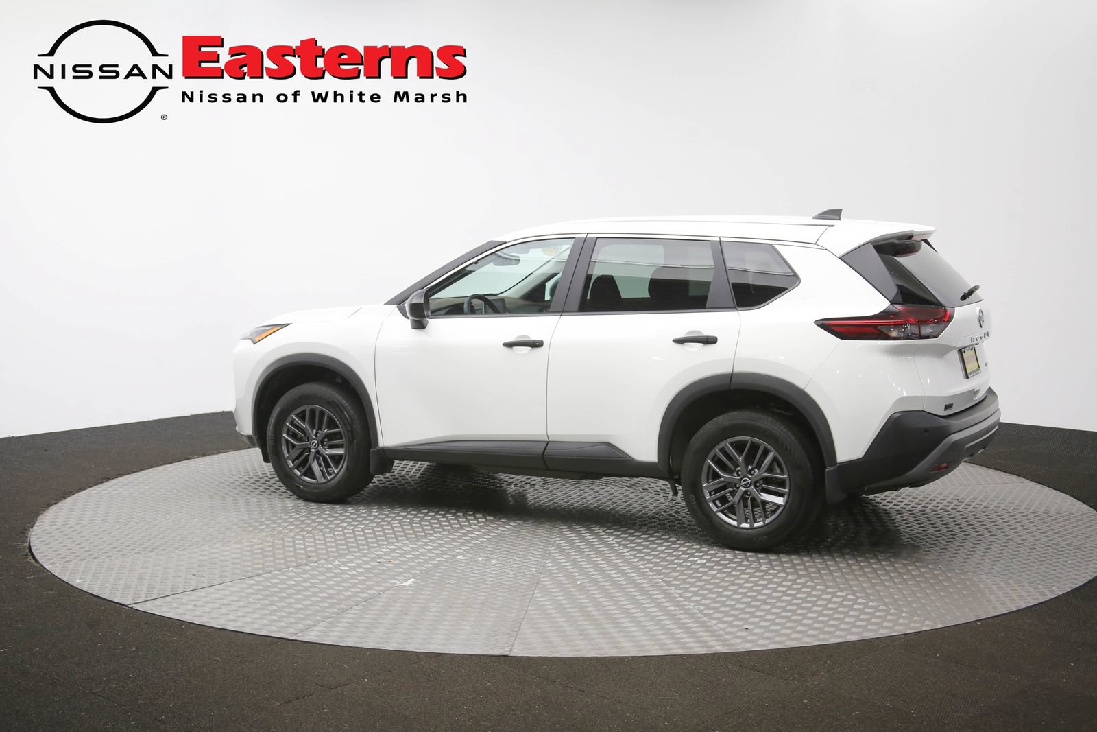 Used 2023 Nissan Rogue S AWD/4WD image 62
