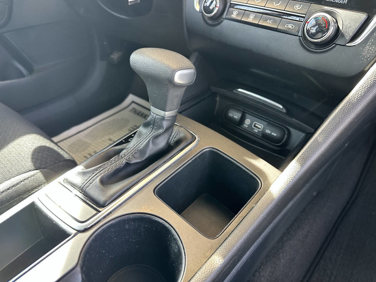 Used 2017 Kia Optima LX image 21