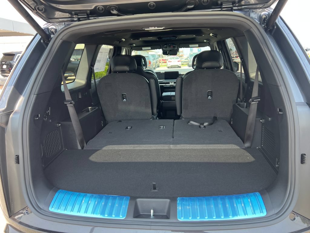 New 2027 Kia Telluride SX w/ Towing Package FWD image 9