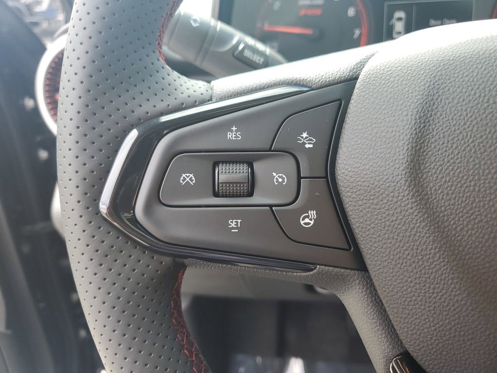 New 2026 Chevrolet Trax RS w/ Sunroof Package FWD image 28