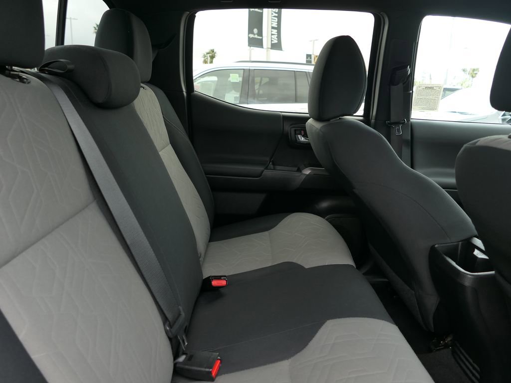 Used 2021 Toyota Tacoma TRD Off-Road w/ Technology Package image 21