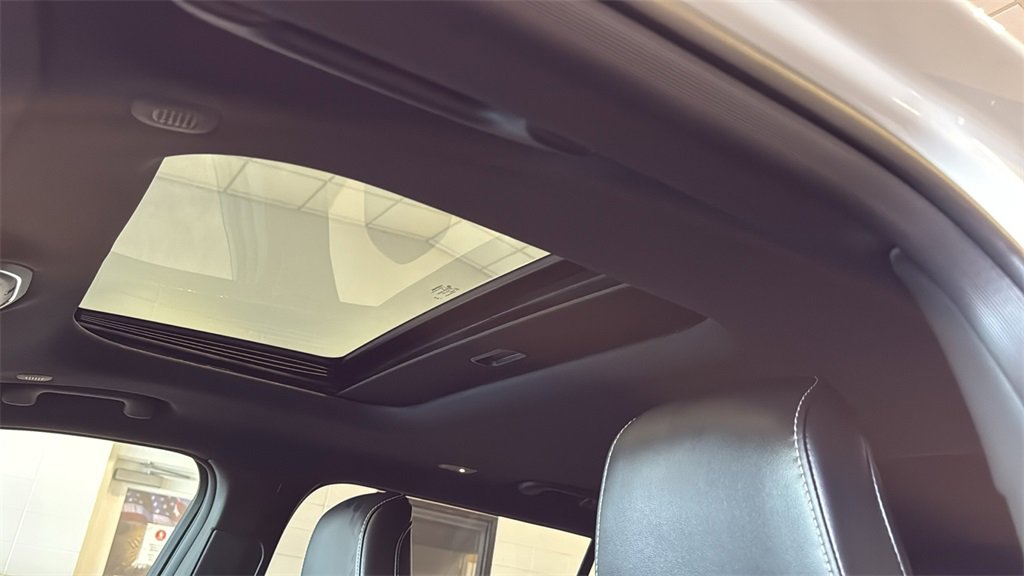 Used 2025 Jeep Grand Cherokee L Altitude image 25