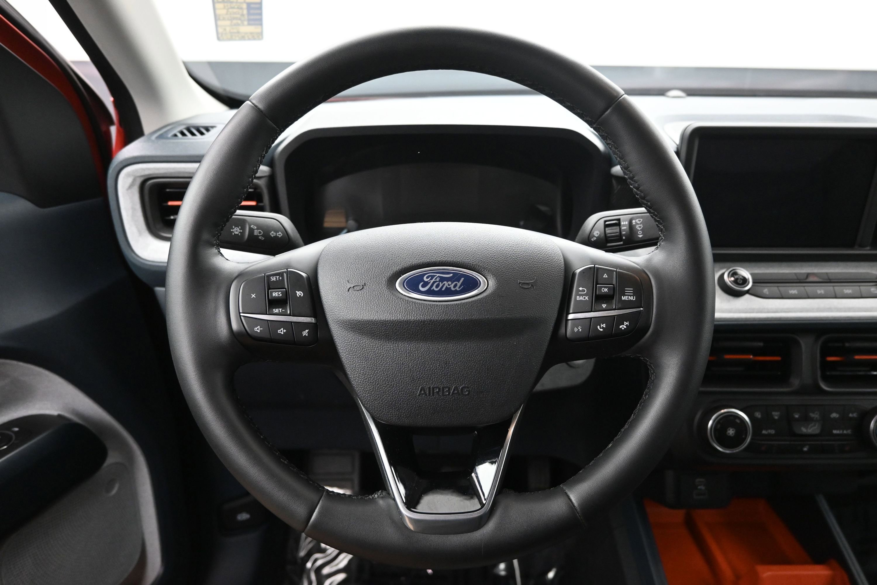 Used 2024 Ford Maverick XLT w/ XLT Luxury Package AWD/4WD image 13