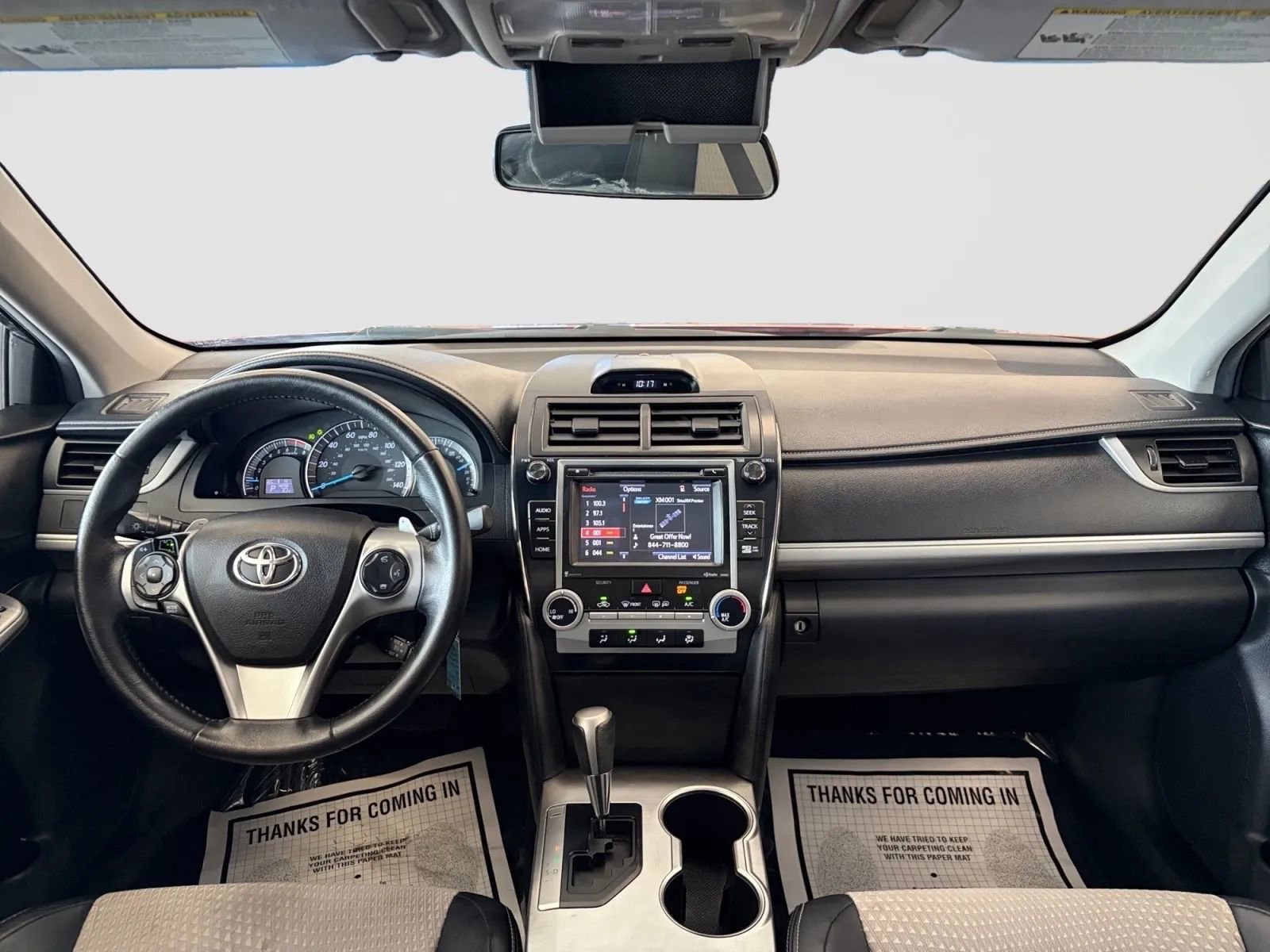 Used 2014 Toyota Camry SE FWD image 22