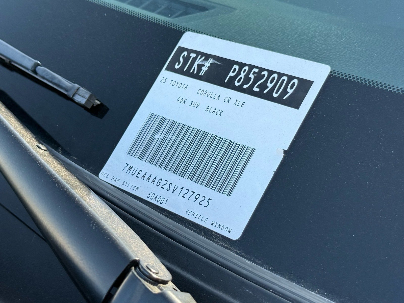 Used 2025 Toyota Corolla Cross XLE FWD image 34