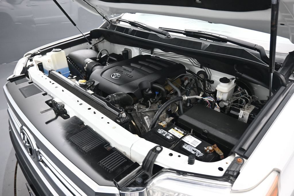 Used 2016 Toyota Tundra SR5 w/ TRD Off Road Package AWD/4WD image 48