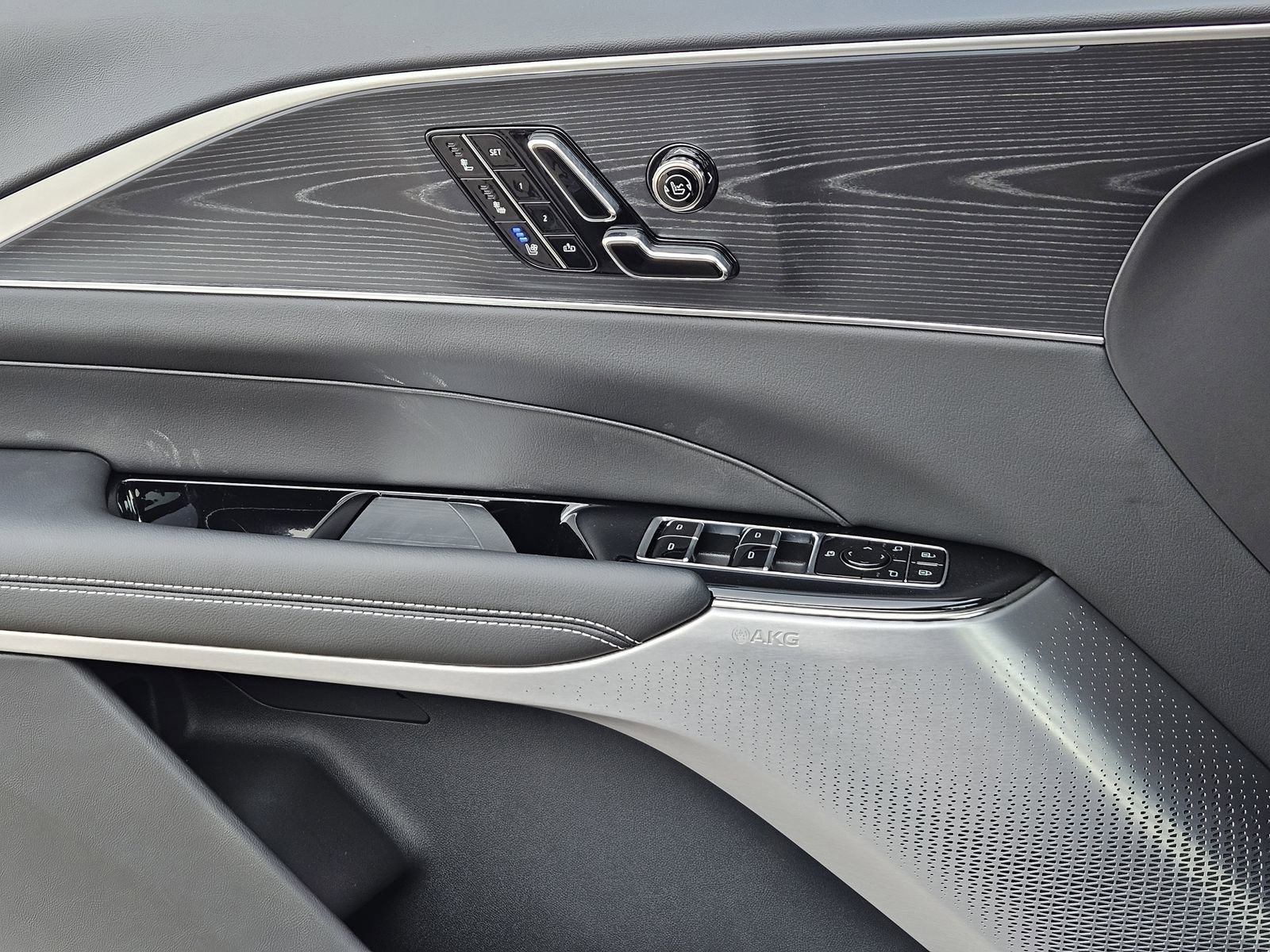 New 2026 Cadillac Lyriq Premium Sport image 23