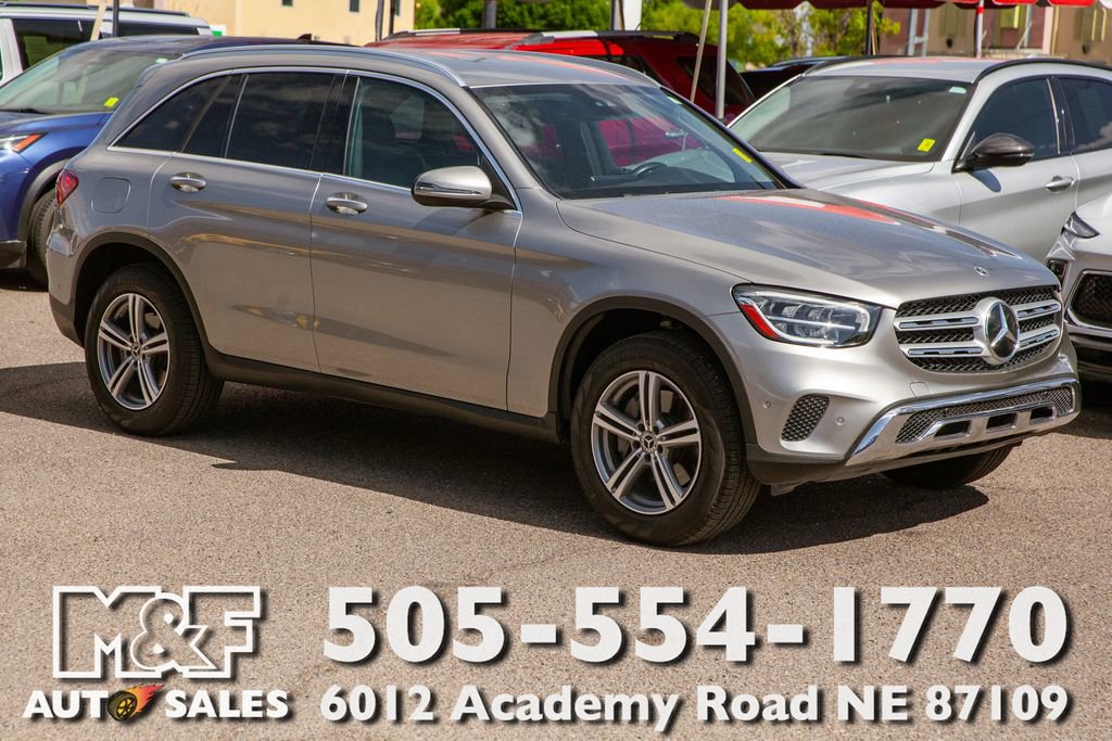 Used 2022 Mercedes-Benz GLC 300 image 1