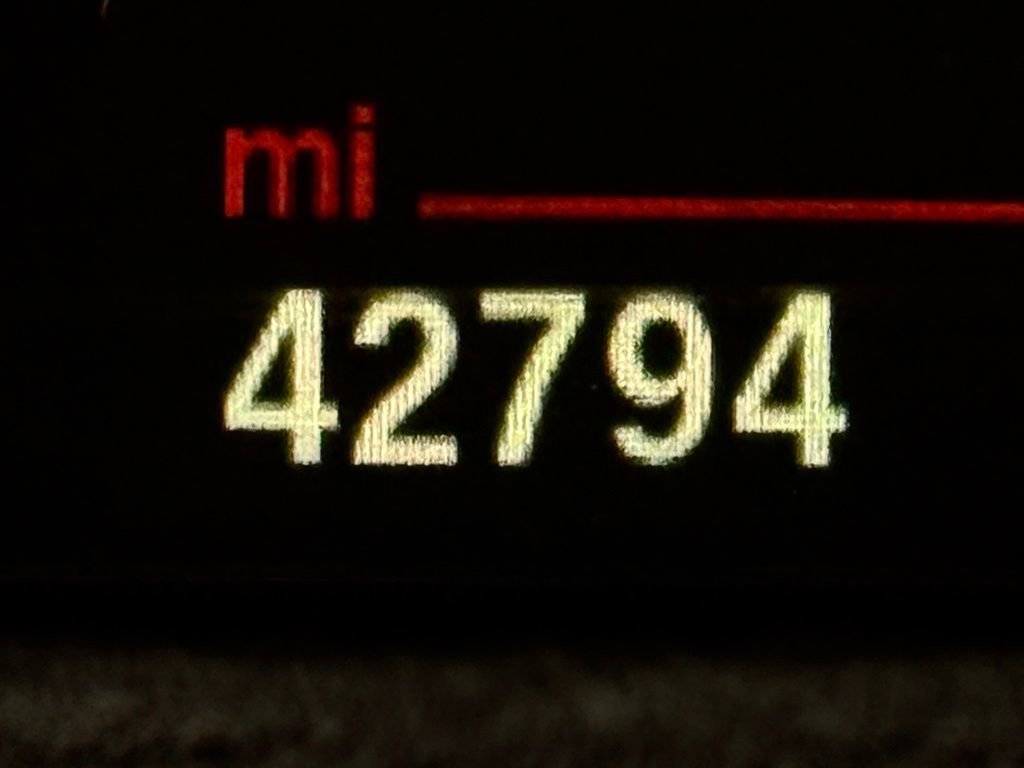 Used 2018 BMW X1 xDrive28i image 3