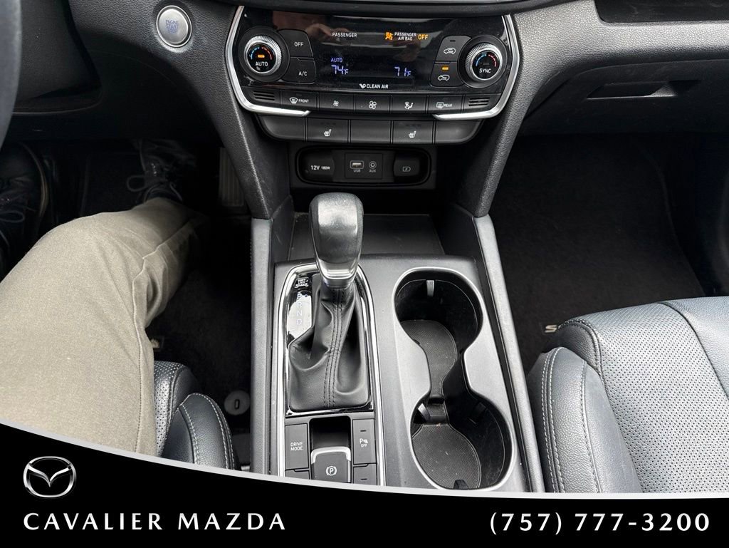 Used 2019 Hyundai Santa Fe Limited FWD image 16