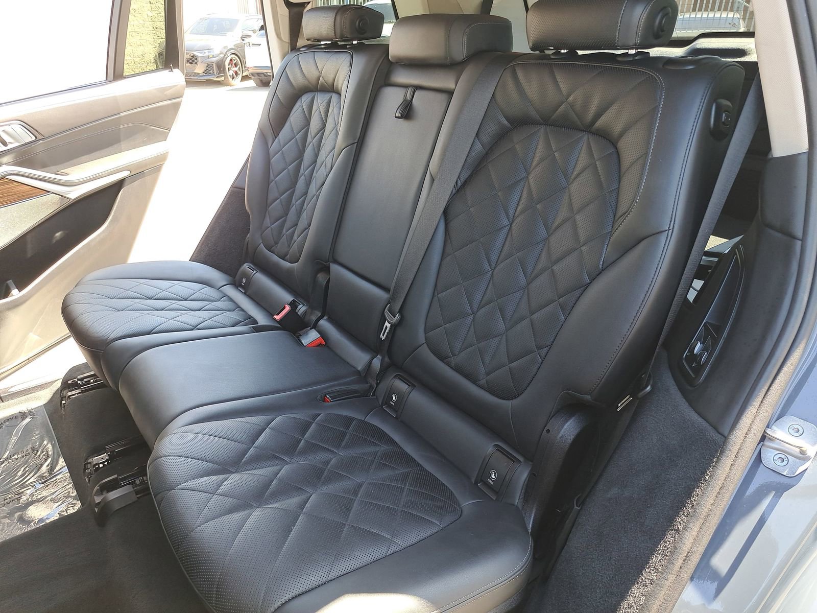 Used 2024 BMW X7 xDrive40i image 16