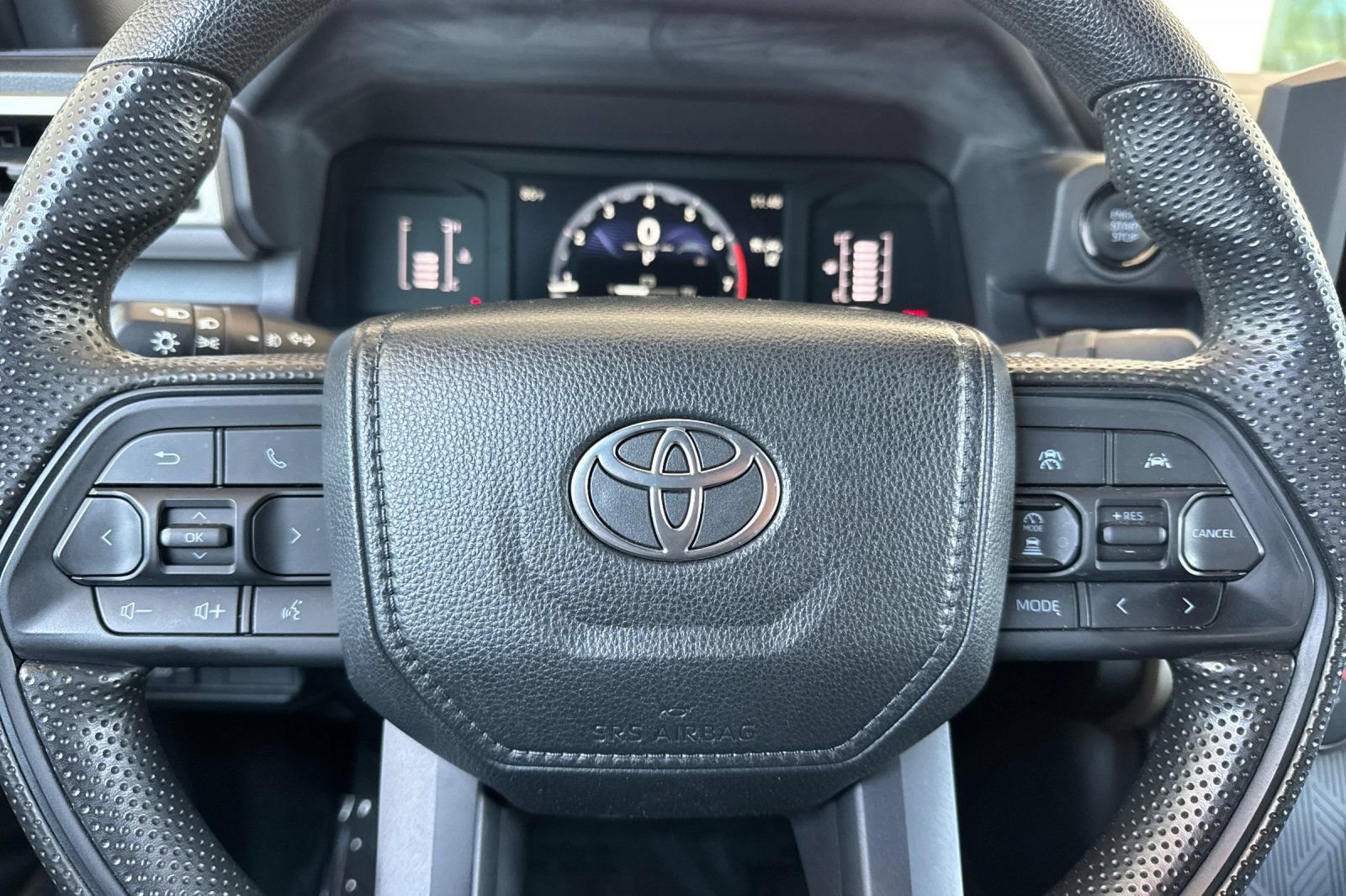 Certified 2024 Toyota Tacoma SR5 AWD/4WD image 28