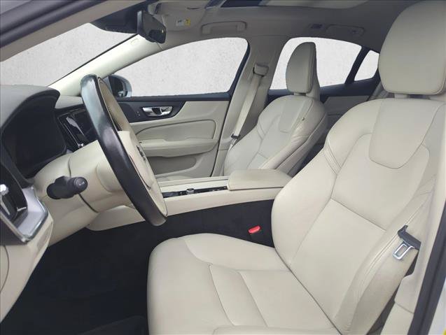 Used 2019 Volvo S60 T6 Momentum w/ Premium Package AWD/4WD image 20