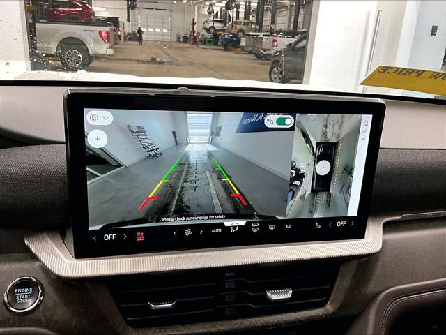 Used 2025 Ford Explorer Platinum w/ LUX Leather Package AWD/4WD image 20