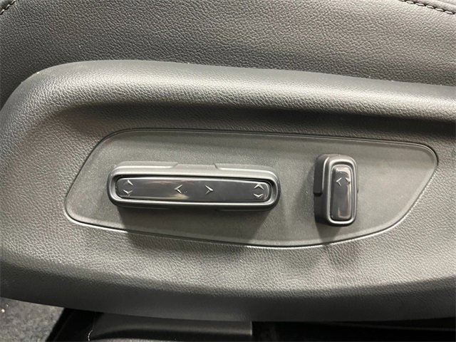 New 2026 Honda HR-V EX-L image 14