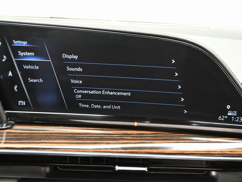 Used 2023 Cadillac Escalade ESV Premium Luxury image 26