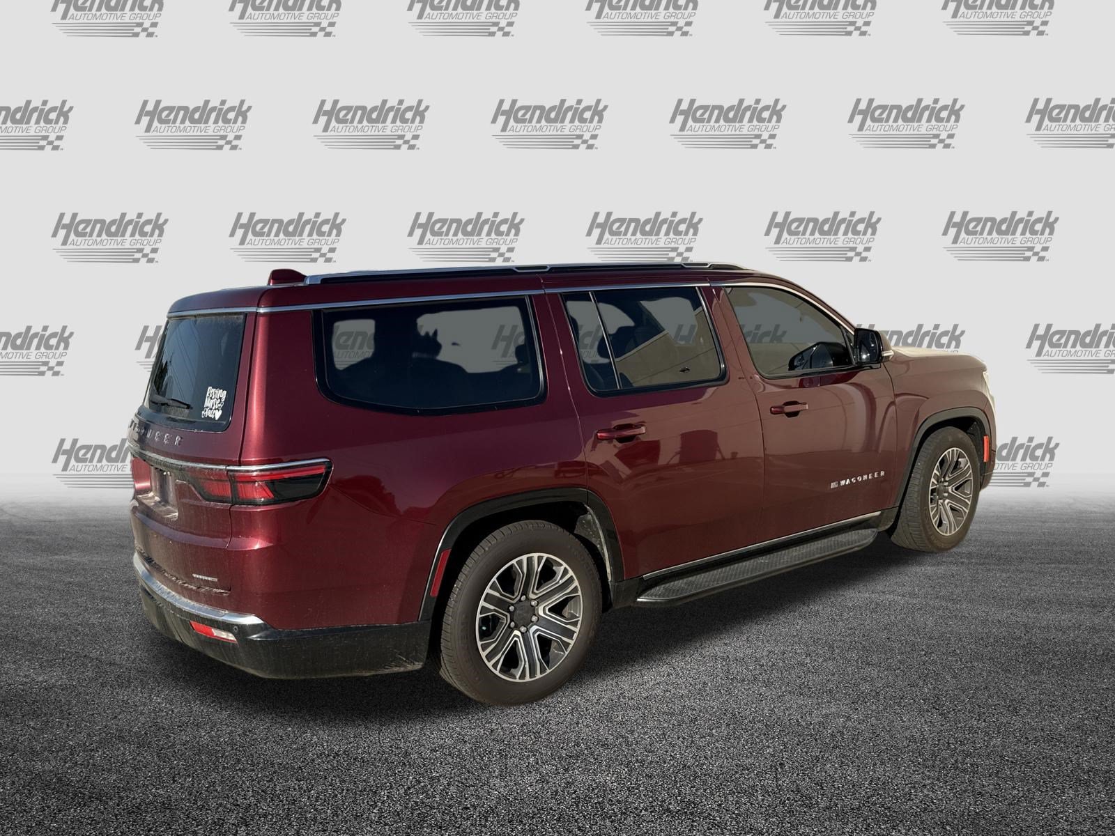 Used 2022 Jeep Wagoneer Series III w/ Flexible Seating Group AWD/4WD image 10