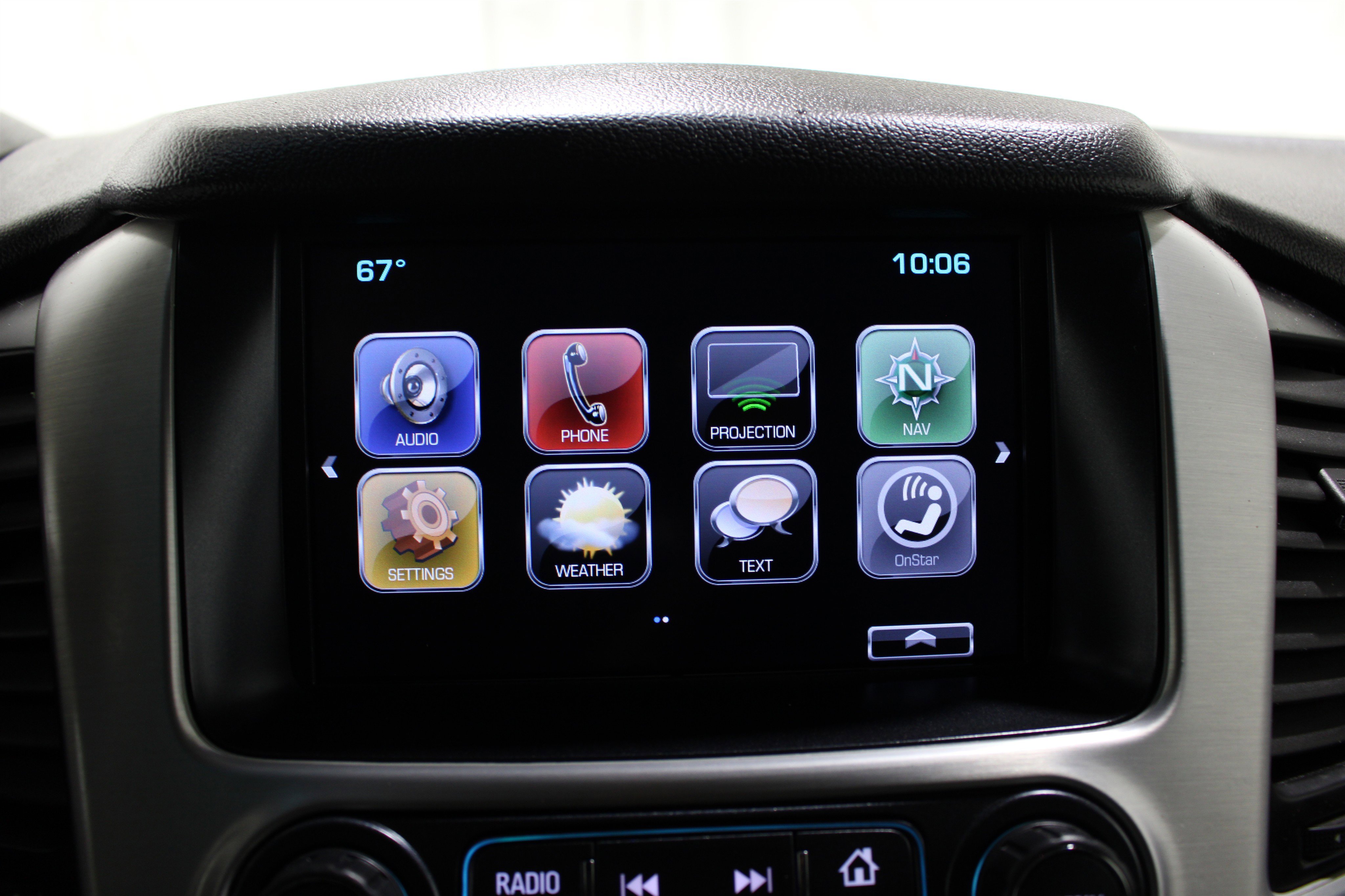 Used 2017 GMC Yukon SLT RWD image 16