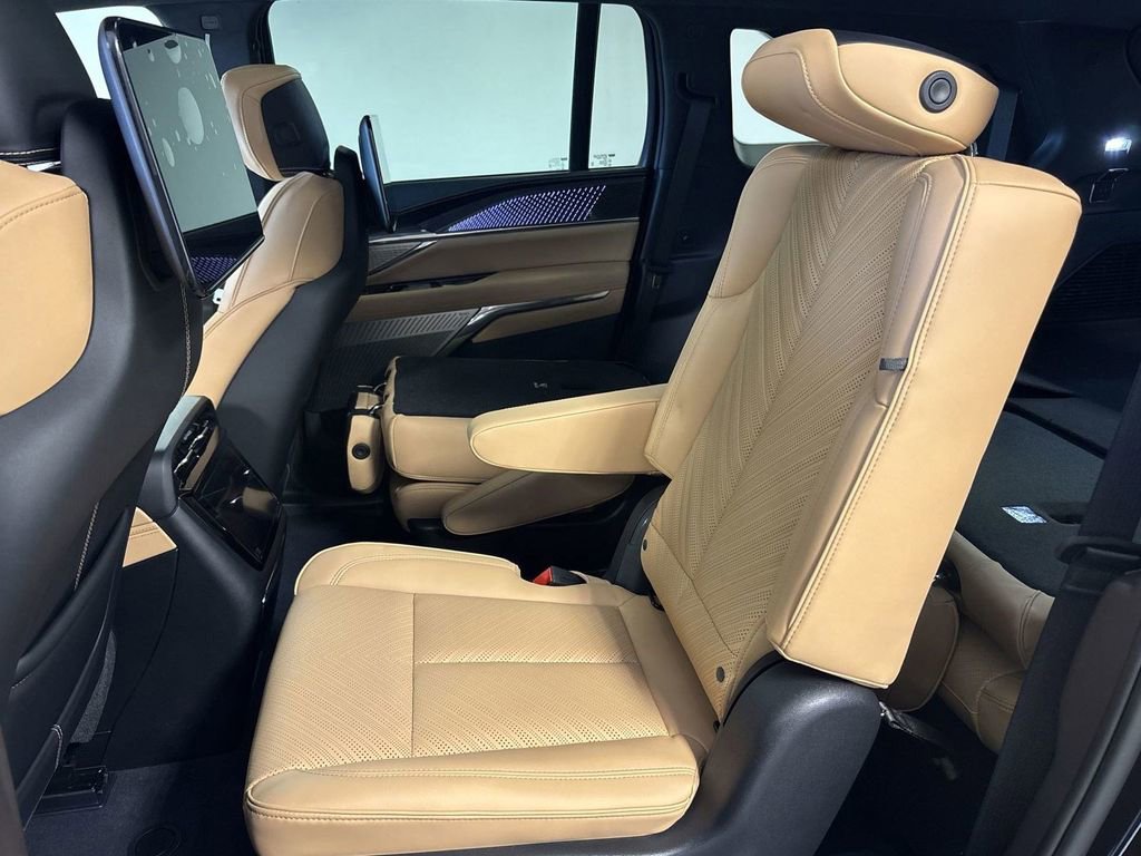 New 2025 Cadillac Escalade IQ Luxury 2 image 30