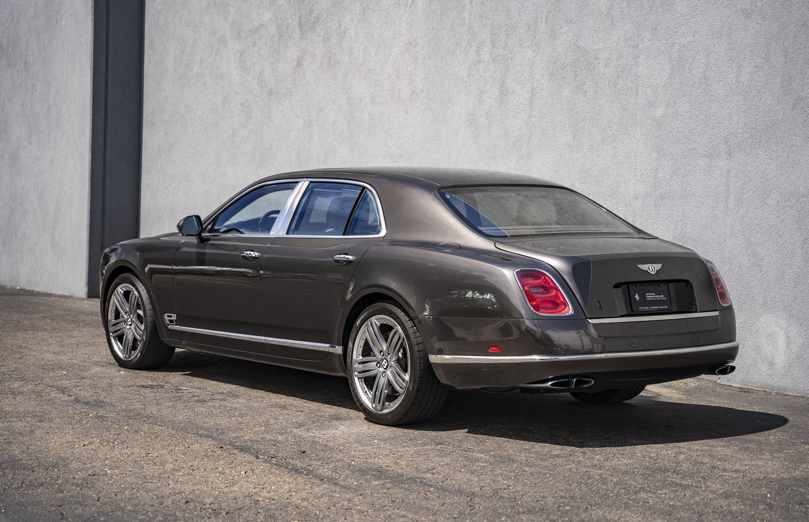 Used 2013 Bentley Mulsanne RWD image 3