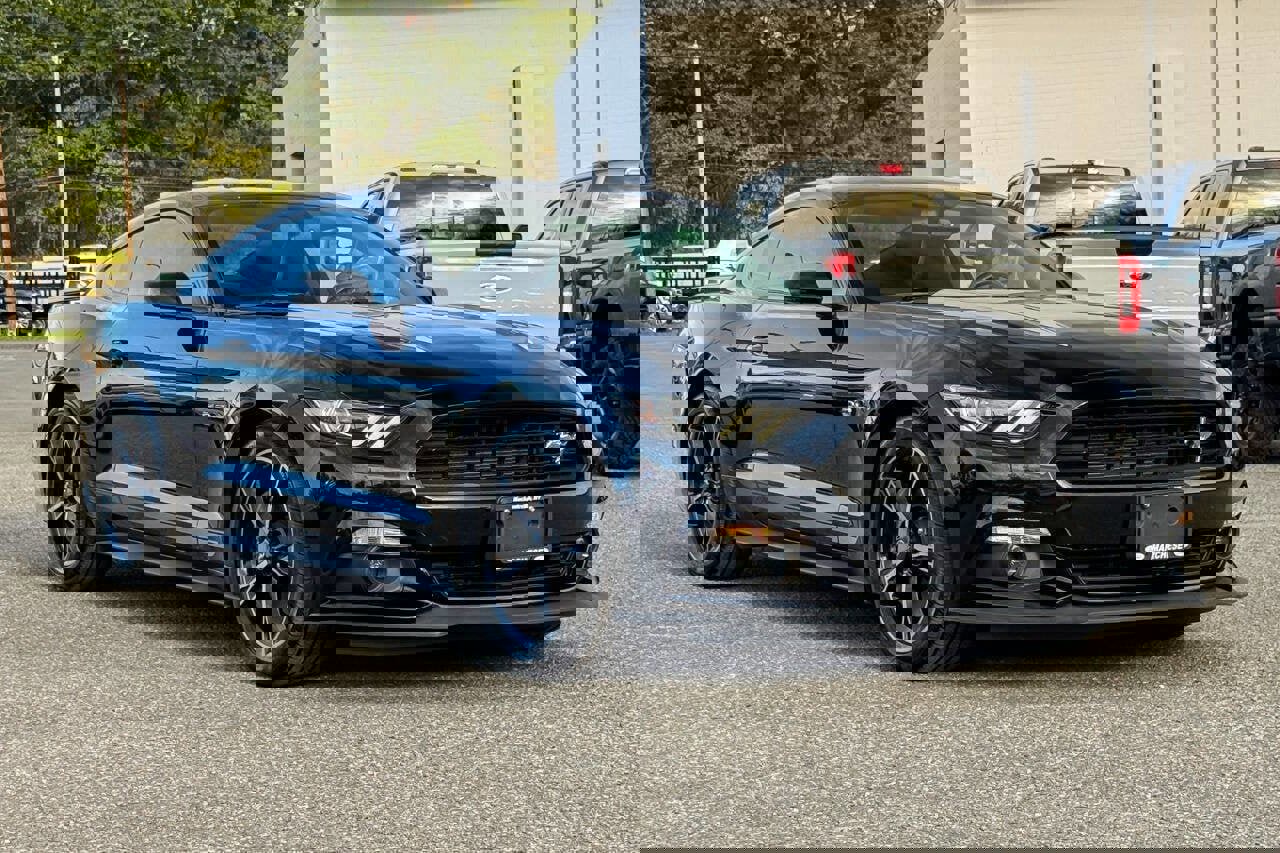 Used 2017 Ford Mustang GT Premium