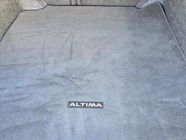 Used 2024 Nissan Altima 2.5 SV image 6
