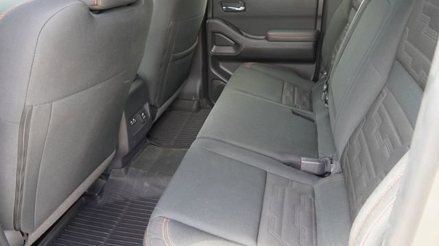 Used 2023 Nissan Frontier PRO-4X w/ Pro Convenience Package AWD/4WD image 12