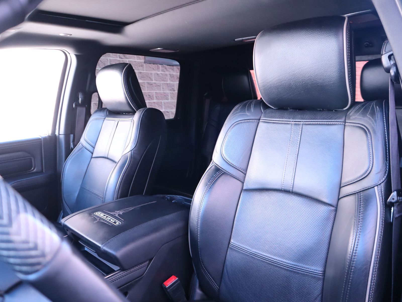 Used 2021 RAM 2500 Limited AWD/4WD image 30