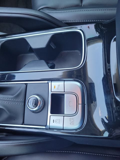 Certified 2025 Kia Telluride LX FWD image 31