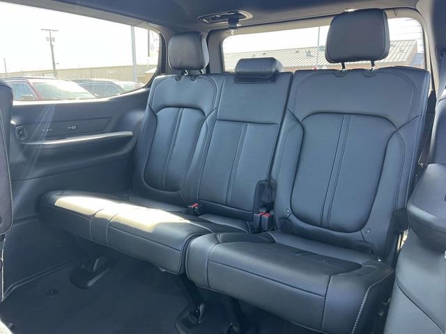 New 2026 Jeep Grand Wagoneer Limited image 14