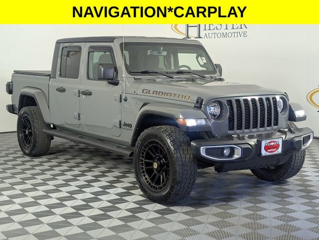 Used 2023 Jeep Gladiator Sport image 2