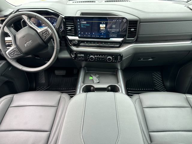 Used 2025 Chevrolet Silverado 2500 LTZ w/ LTZ Plus Package image 24