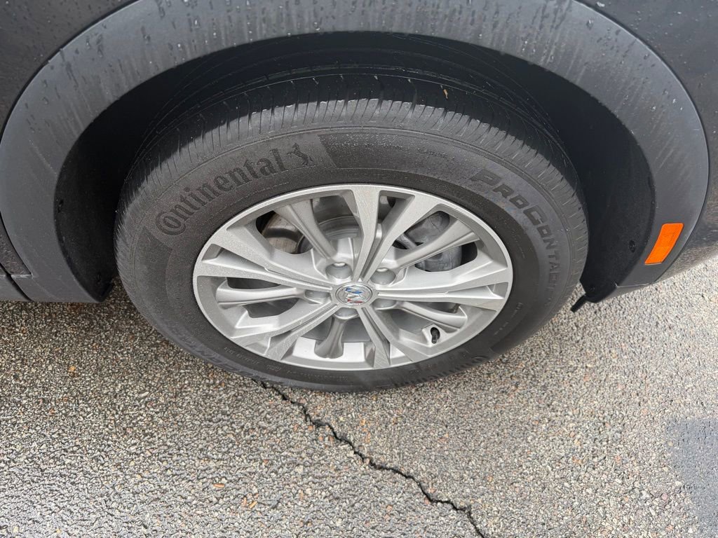 Used 2023 Buick Envision Preferred image 9