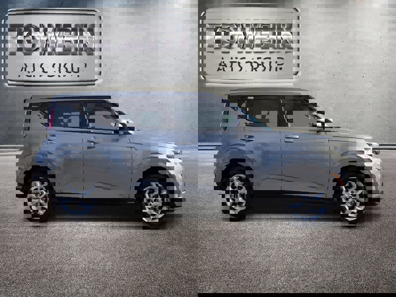 Certified 2024 Kia Soul LX w/ Option Group 015 image 3