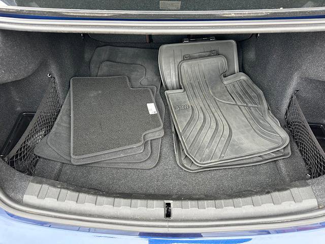 Used 2020 BMW 330i xDrive Sedan w/ Premium Package image 11