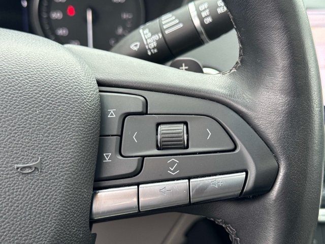 Used 2021 Cadillac XT4 Premium Luxury AWD/4WD image 27