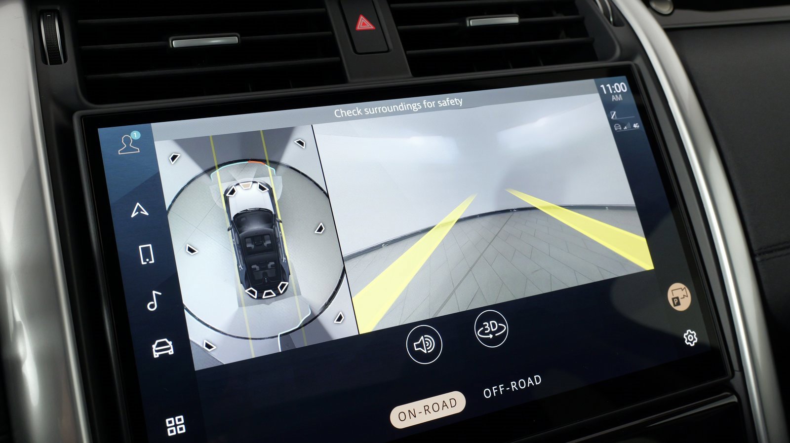 Used 2024 Land Rover Discovery S image 68